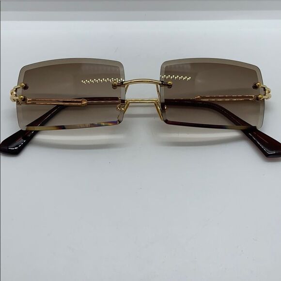 NWT Small Rectangle Women’s Sunglasses